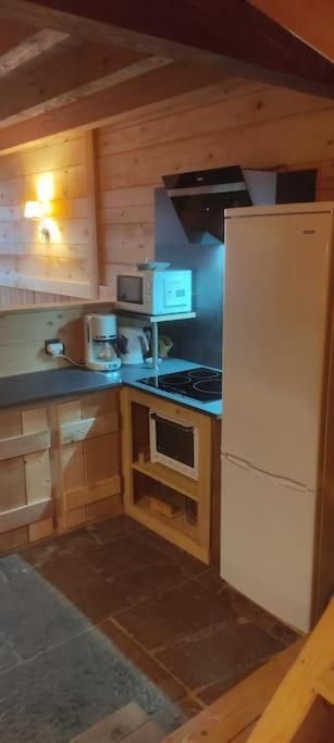 Les Cabanes De Pellier Charcier Экстерьер фото